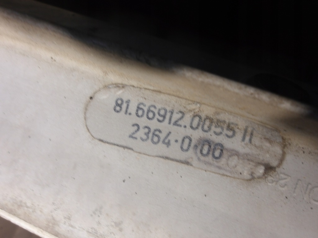 фото №10, Бардачок боковой багажника man 81669120034