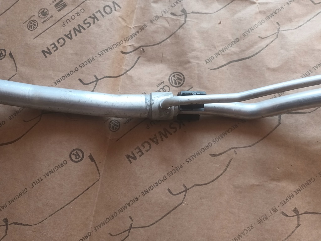 фото №5, Audi a4 b9 8w a5 f5 шланг wąż трубка кондиционера 8w0816738p 72km