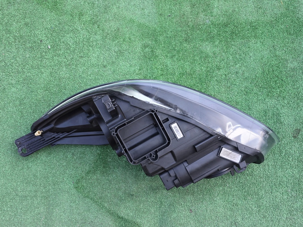 Ford focus mk3 рестайлінг  h7+ led фара передня в Україні