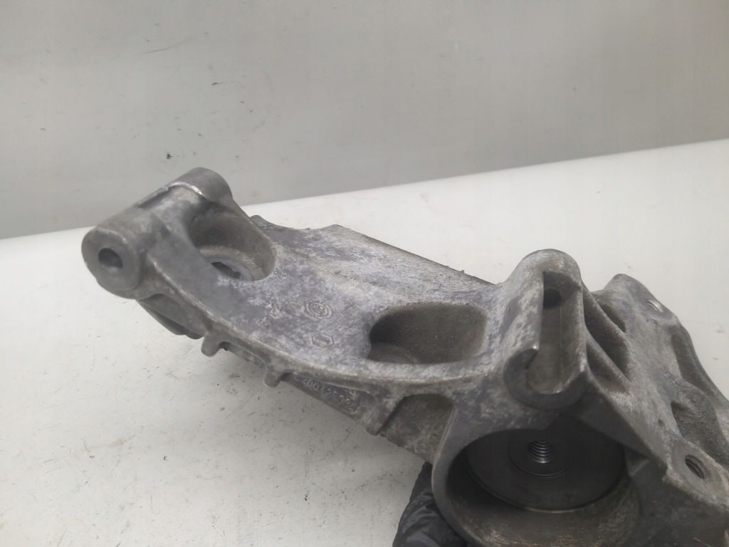 Купить Кронштейн генератора натяжителя clio 3 megane qashqai 1.5 dci k9k 8200425034