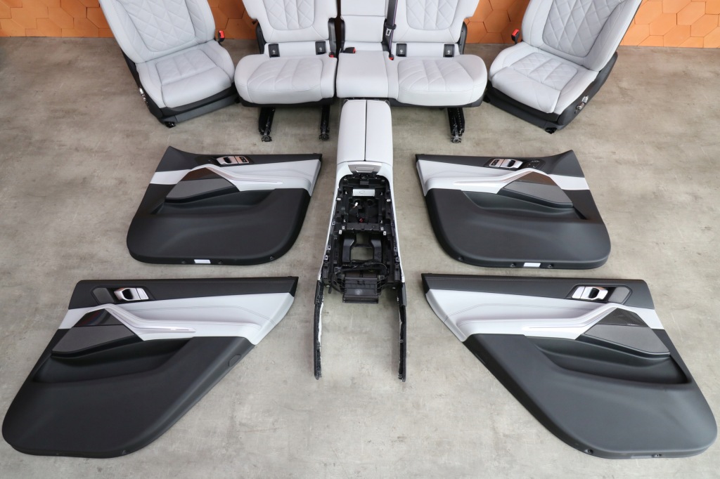 Bmw x7 g07 lci салон сиденья заднее сиденье 3 ряды память подогрев silverstone 1 km Оригинал