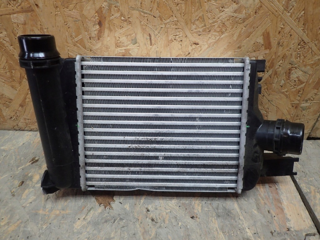 Купить Радиатор интеркулер renault clio 4 iv 144965154r