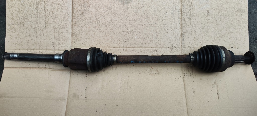 фото №1, Привідний вал перед права 5.7 hemi dodge durango 2011-