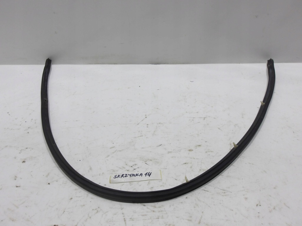 Купити Прокладка капота toyota avensis t27