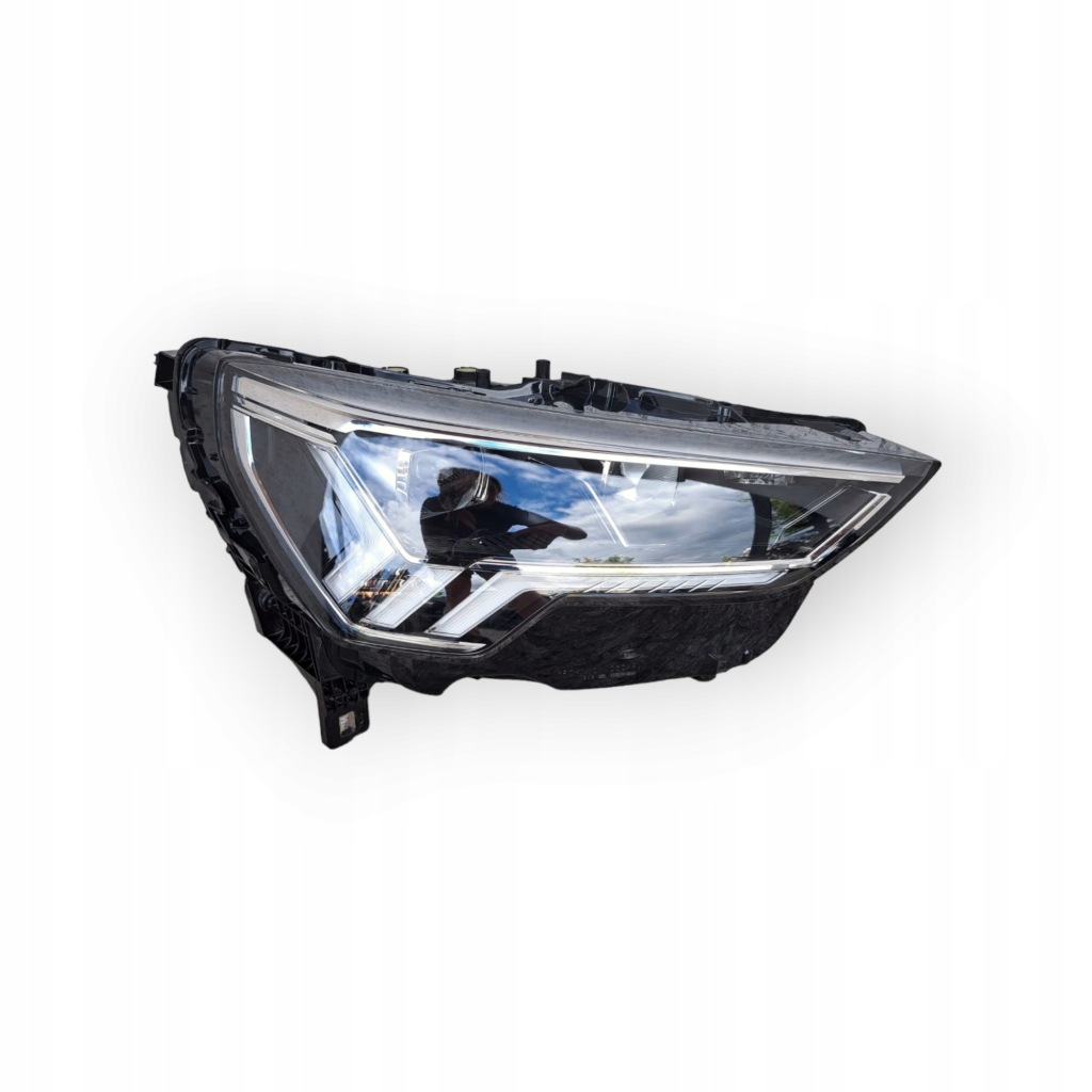 Купити Audi q3 2019-24 рік 83a941034 фара правий