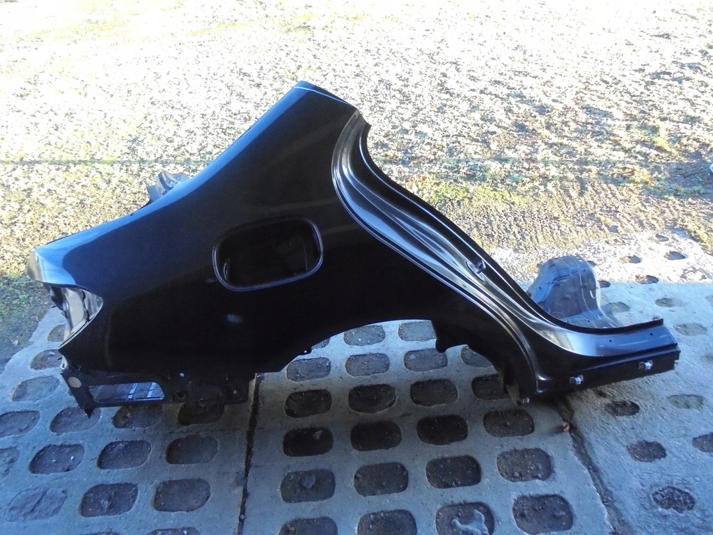 фото №1, Mercedes e klasa w213 sedan четверть задняя правая крыло