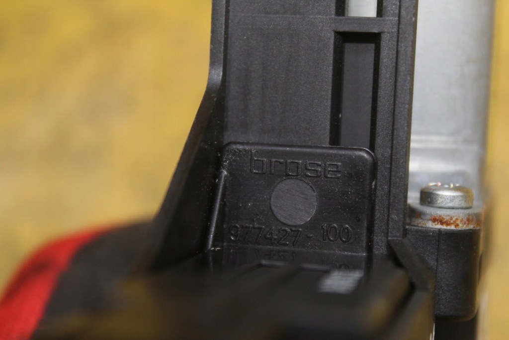 фото №7, Моторчик скло правий задня volvo xc60 966264-101