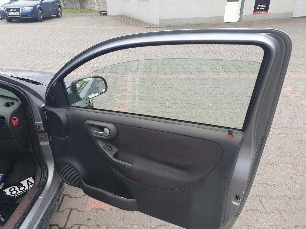 фото №15, Бардачок правый opel corsa c 3d z163 хороший do установка исправный foto пассажира