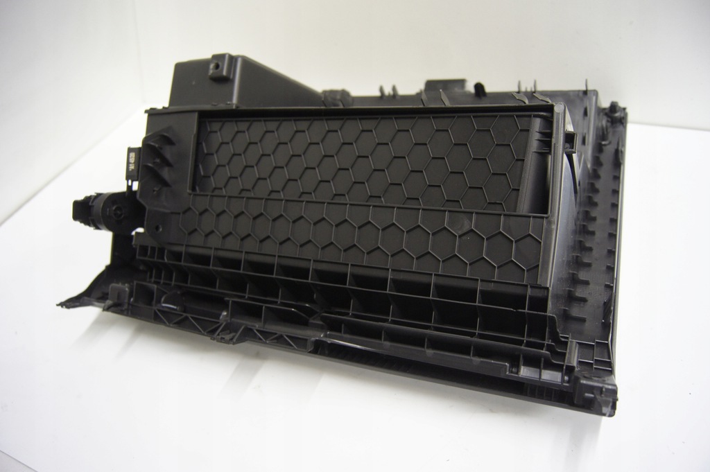 фото №7, Бардачок пассажира cupra formentor