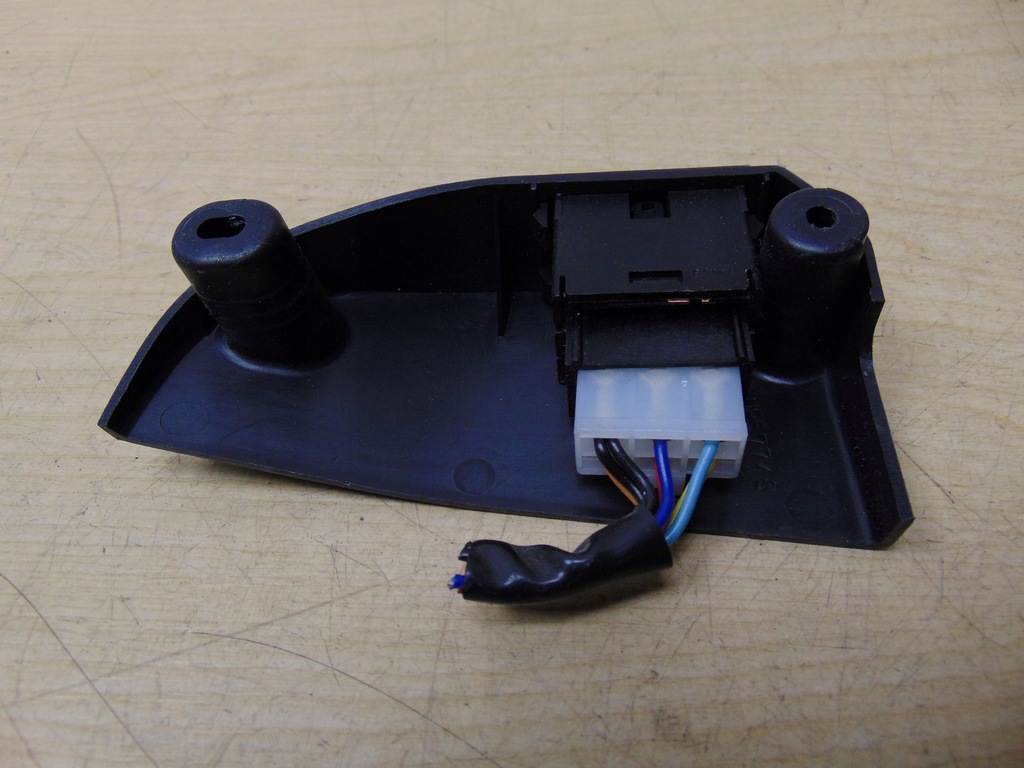 фото №6, Выключатель подогрев сиденье peugeot 4007 europa l