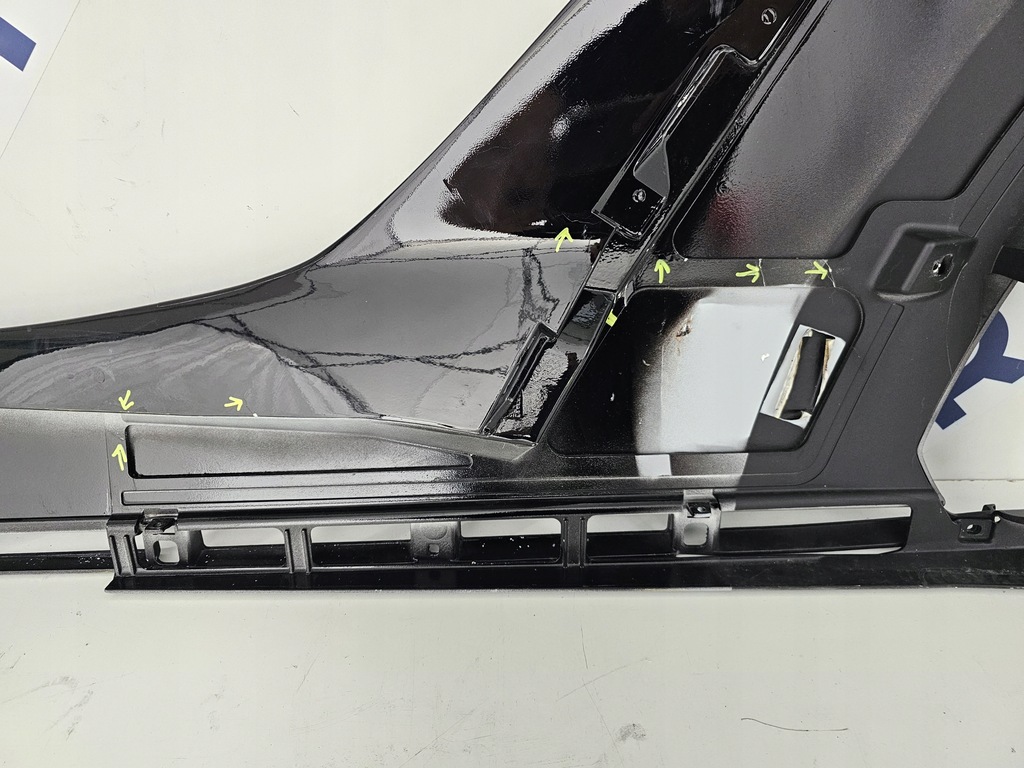 фото №7, Молдинг поріг права поріг lamborghini aventador