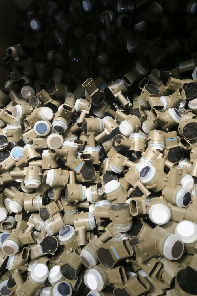 фото №1, Ford focus mk4 датчик паркування pdc оригінал !!