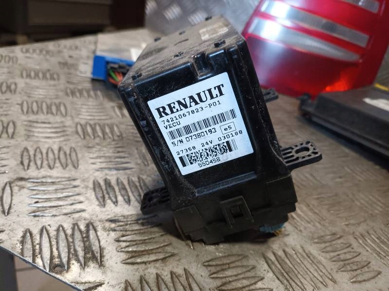 фото №1, Модуль блок управления vecu renault premium dxi