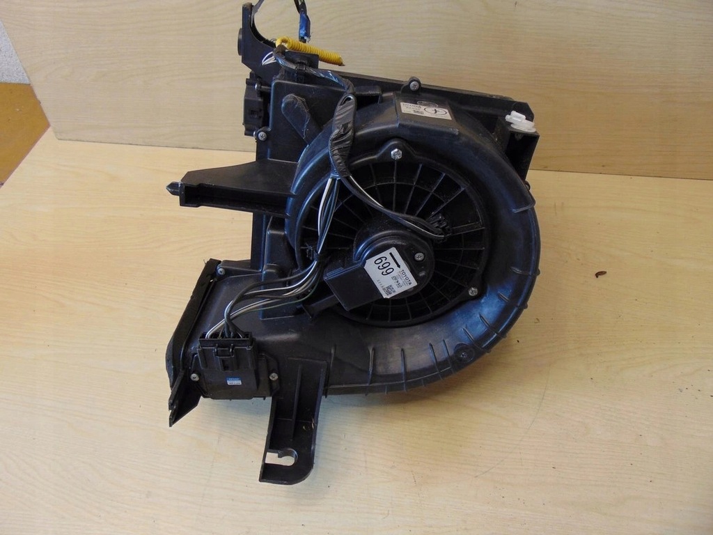 фото №1, Воздуходувка отопителя toyota rav4 rav-4