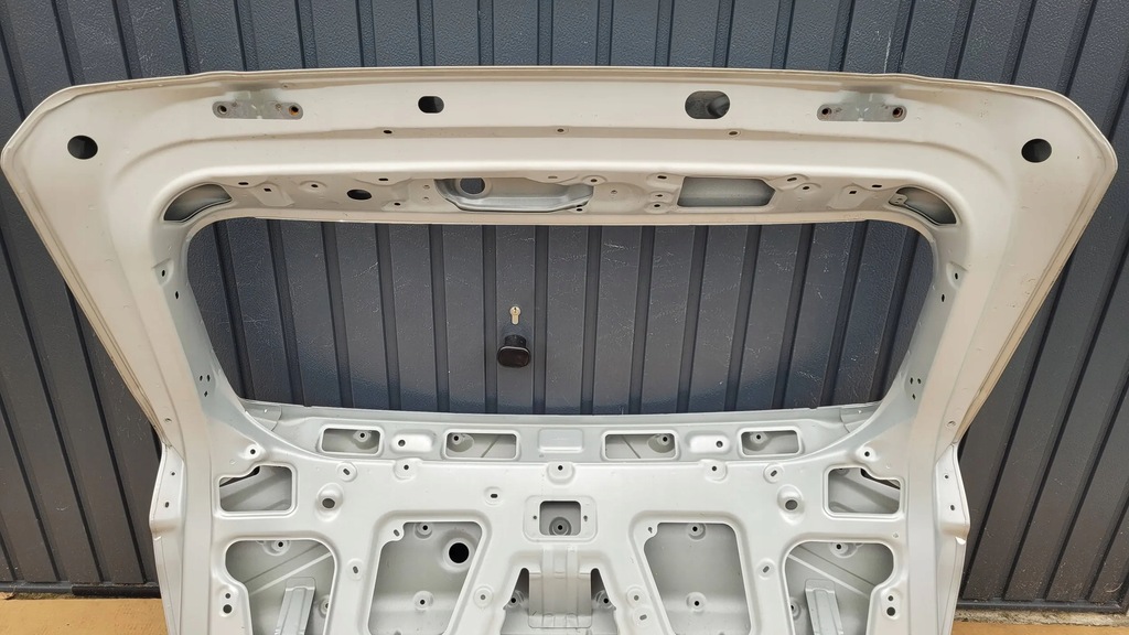 фото №11, Kia sportage v 5 крышка багажника крышка багажника задняя fv