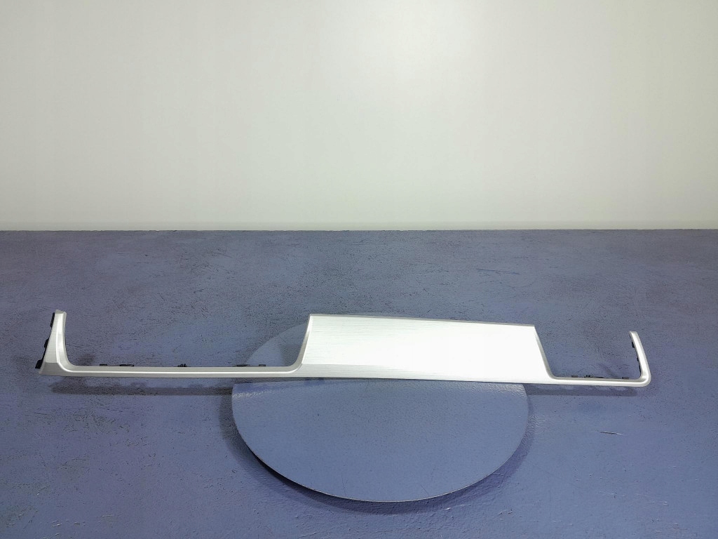 фото №1, Skoda rapid молдинг dekor панелі консолі правий eu 5jb858134a