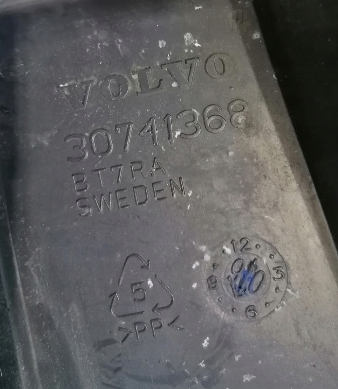 фото №2, Volvo s60 труба воздухозаборник воздуха 30741368
