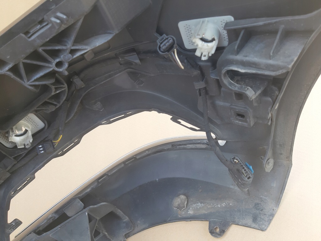 фото №13, C-klasa w204 lift бампер перед хром джгут pdc