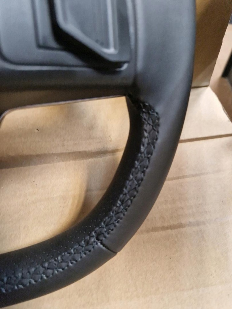 фото №11, Воздуховод кожа e-tech renault megane iv