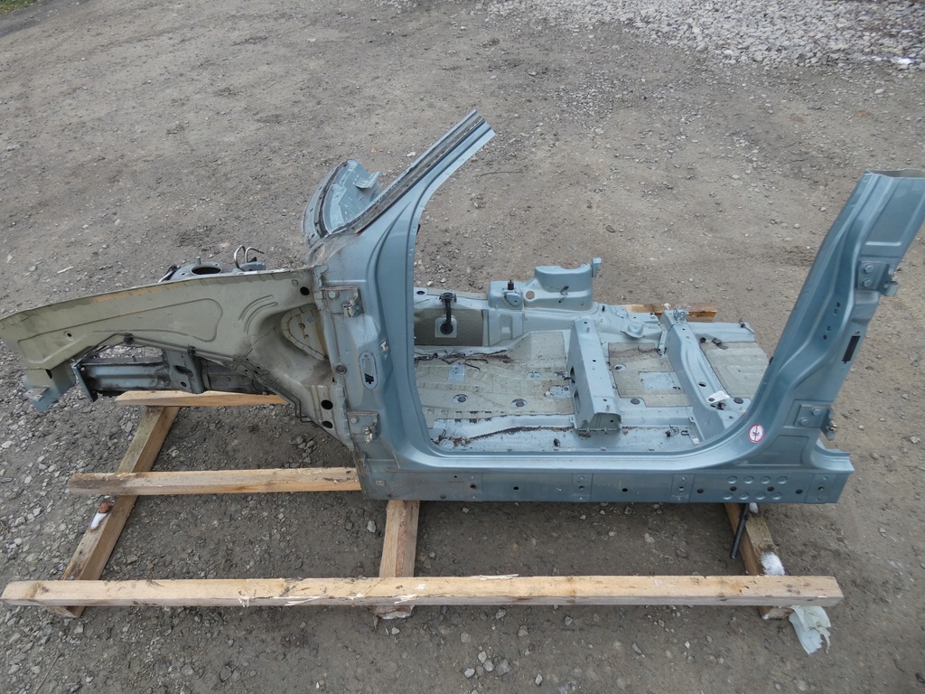 фото №1, Bmw x5 e53 четверть левый перед порог блок двигателя a b