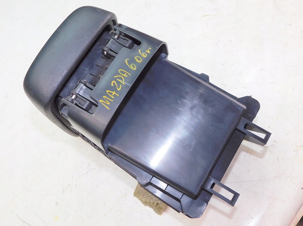 фото №7, Mazda 6 2.0d 2006r hb підлокітник