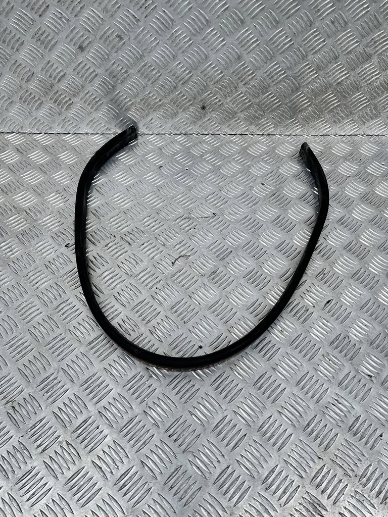 фото №1, Прокладка жабо vw taigo 21-