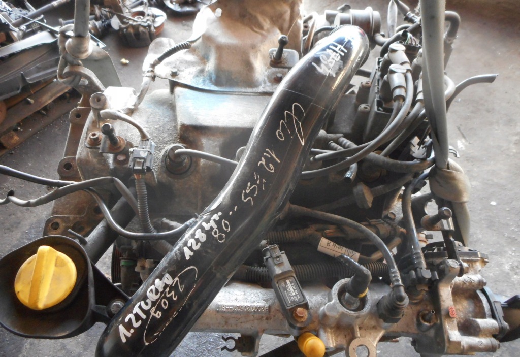 Купить Renault clio 3 modus двигатель 1,2 16v turbo d4f784