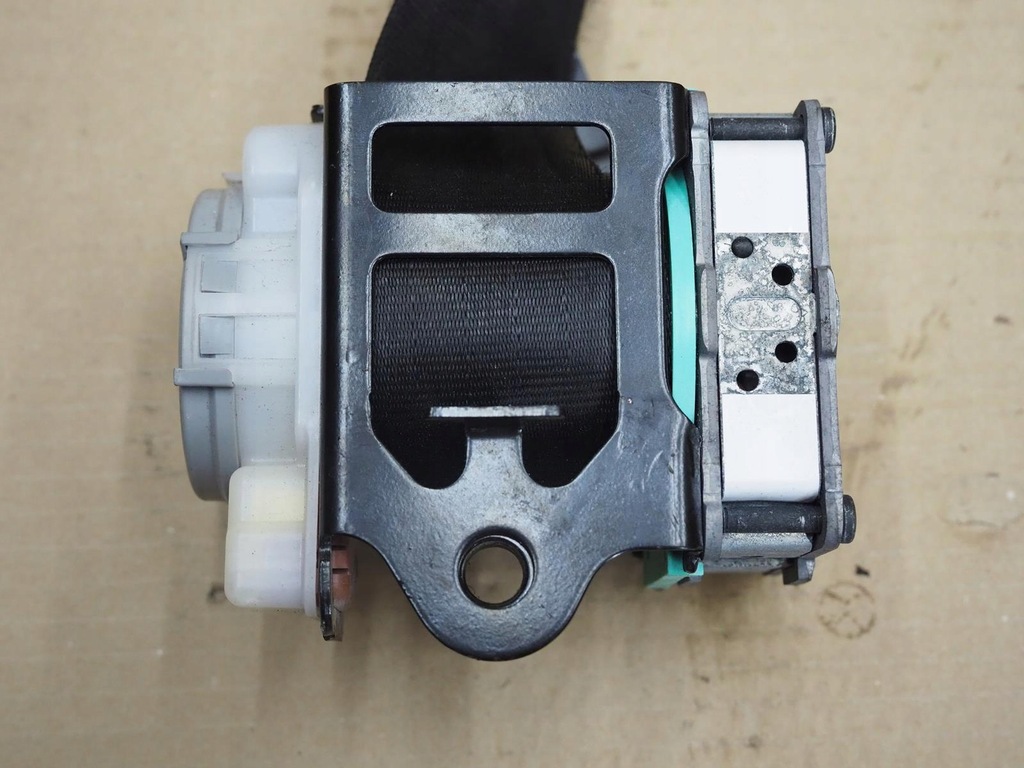 фото №7, Ремни pas подушка безопасности audi a3 vw sharan 7n0857737de