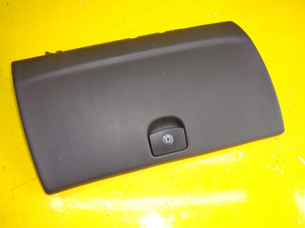 фото №1, Peugeot 407 бардачок пасажира