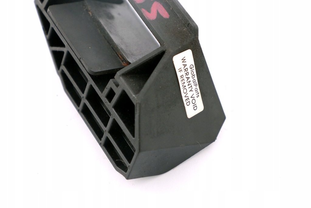 фото №9, Bmw e65 e66 e67 левый кронштейн кронштейн радиатора 7508016