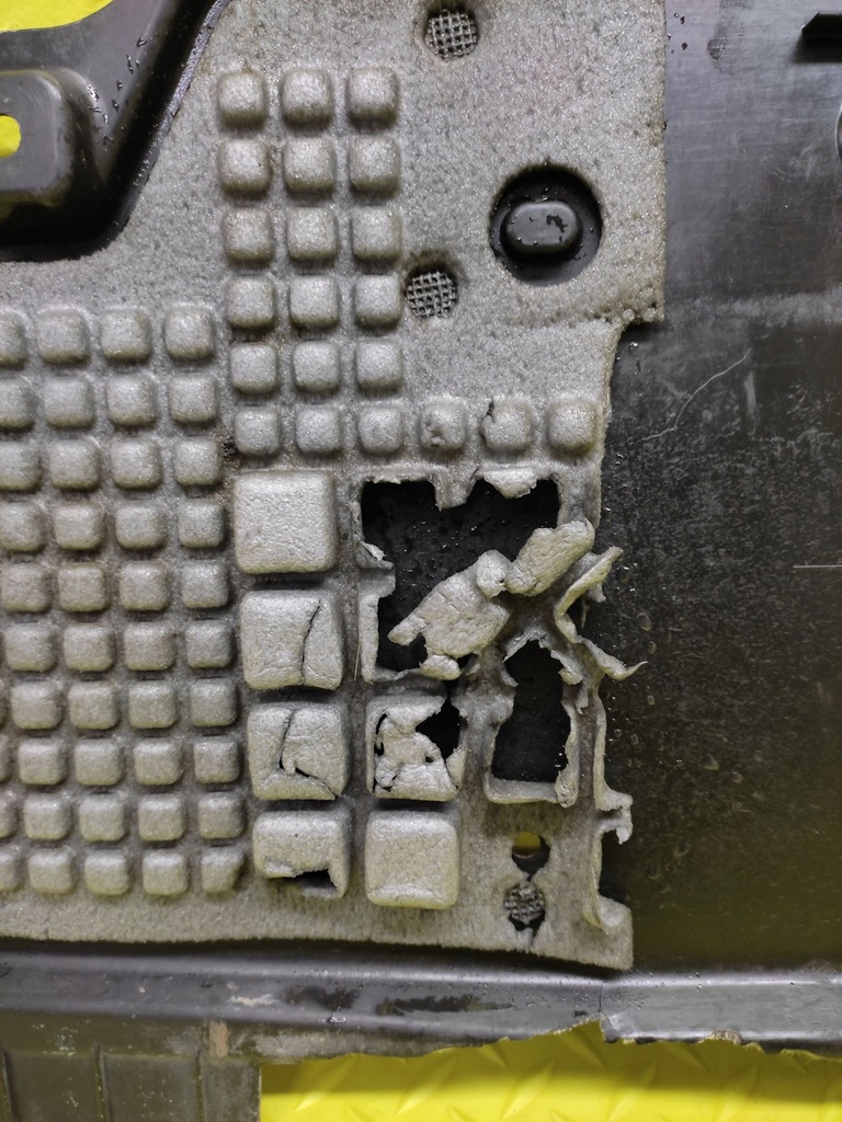 фото №5, Audi a6 c6 2.0 fsi защита pod двигатель 4f0863822a