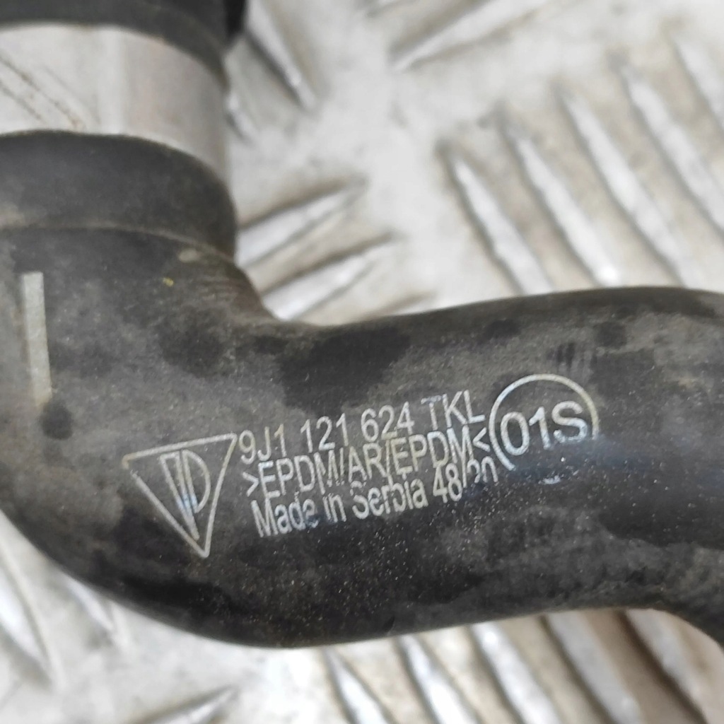 фото №7, Audi e-tron gt 2022 шланг / wąż радиатора