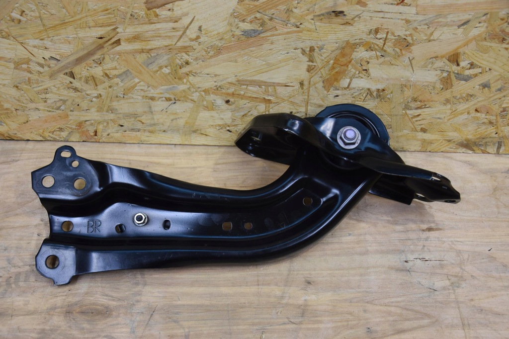 фото №4, Важіль правий задня поздовжній lexus ux 250h 5tyśkm 20r