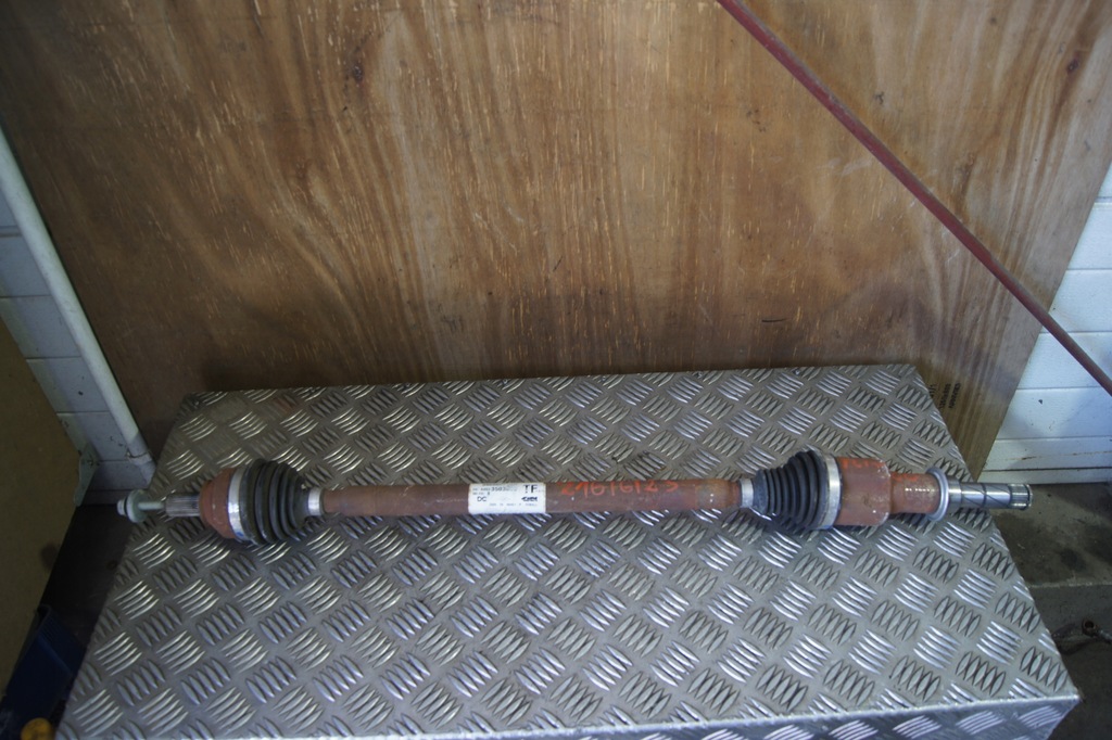 фото №1, Привідний вал правий задня twingo iii smart fortwo