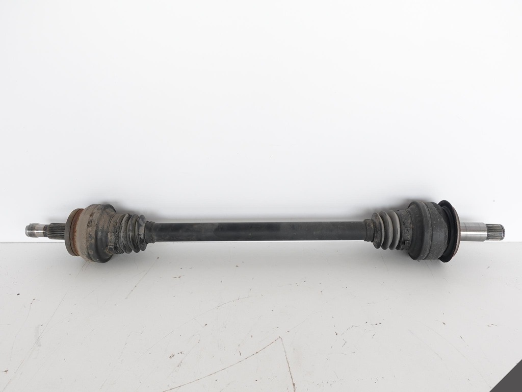 фото №1, Mercedes cls c218 e w212 c207 c w204 приводной вал задняя l=r