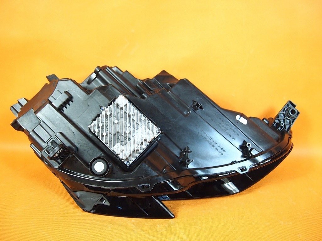 фото №10, Audi a3 s3 8y лампа перед lh pr полный nowe 8y0941033 / 8y0941034