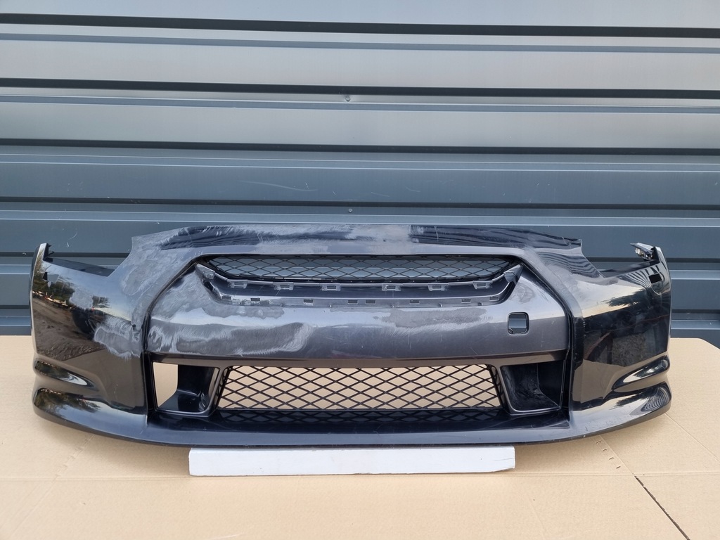 фото №1, Nissan gt-r 2009- бампер перед оригинал g128