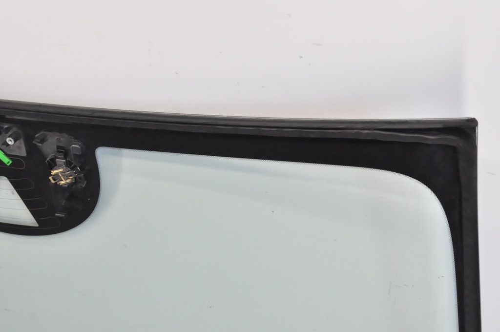 Volvo xc60 2 скло передні  передня лобове підігрів+ датчики 17r d4204t14 Ціна