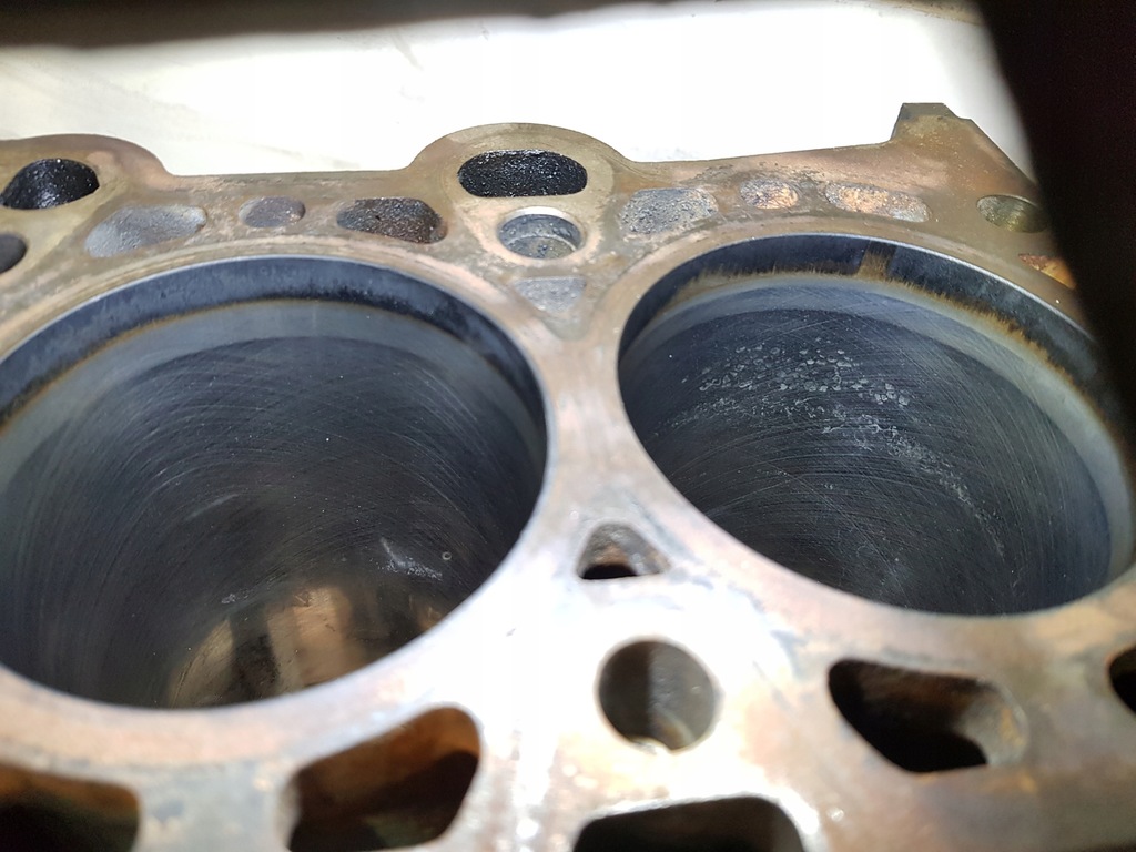 фото №10, Блок двигателя 256d1 bmw e39 2.5d m57d25