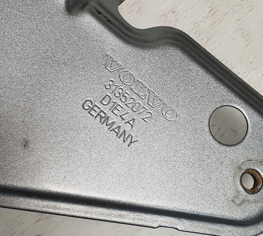 фото №7, Крыло правый перед 477 volvo v60 i 31352072