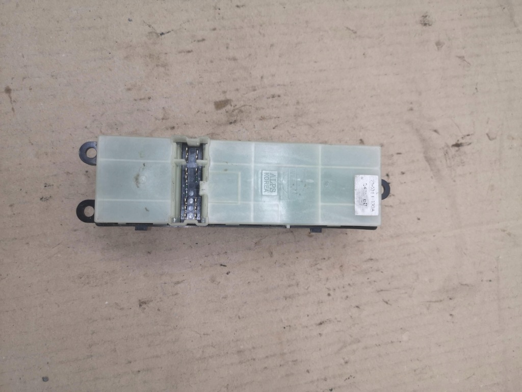 фото №4, Переключатель окон pathfinder r51 navara iii d40