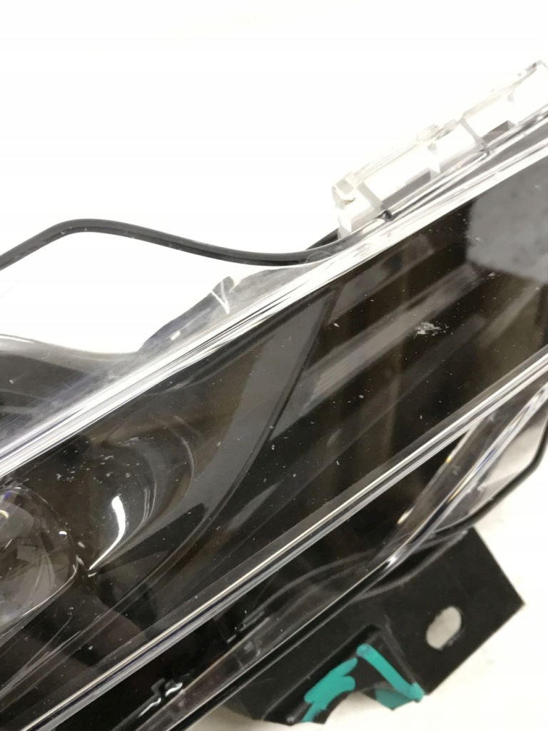 Противотуманная фара правый led drl tesla 3 y 1624798-00-a оригинал Киев