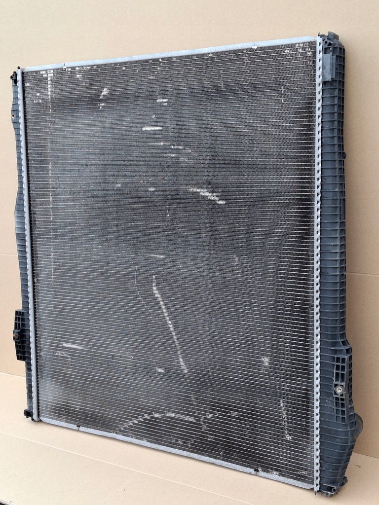 фото №8, Scania r радиатор жидкость wody оригинал 1855518