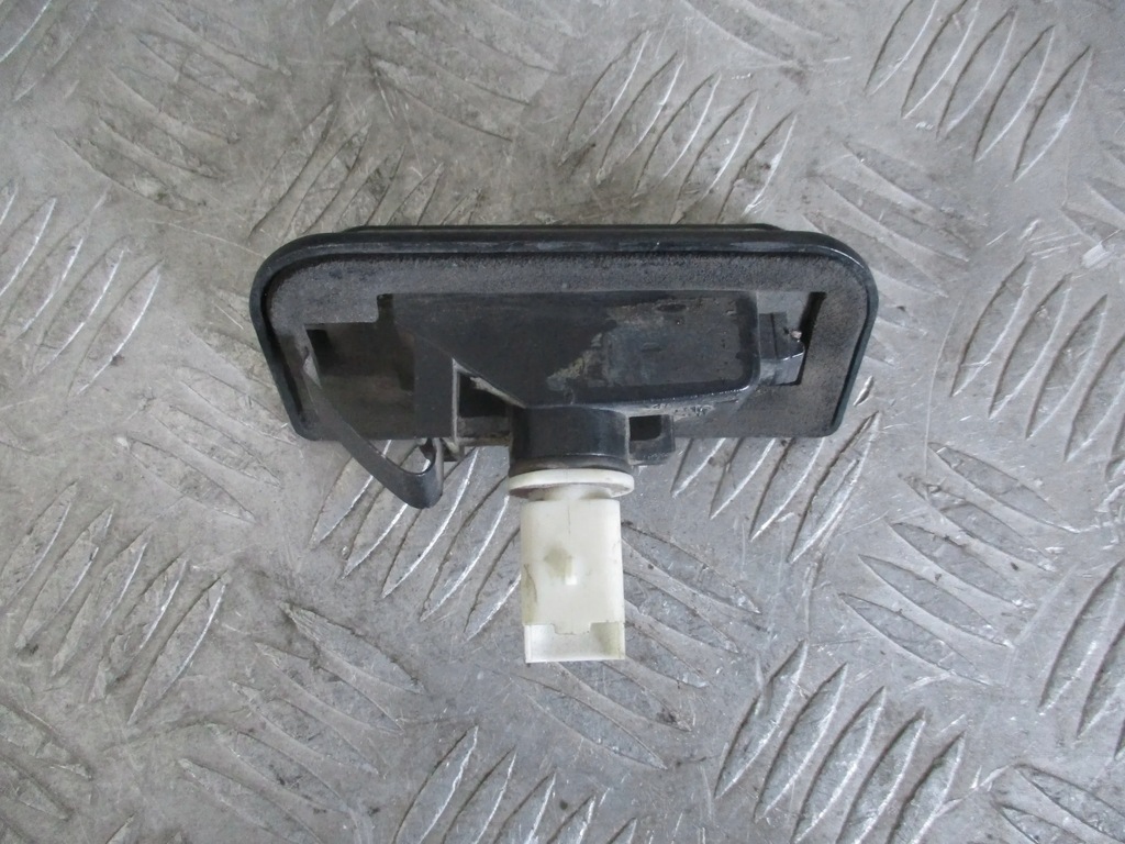 фото №8, Освещение номерного знака регистрационный citroen jumpy ii 07-16 r.