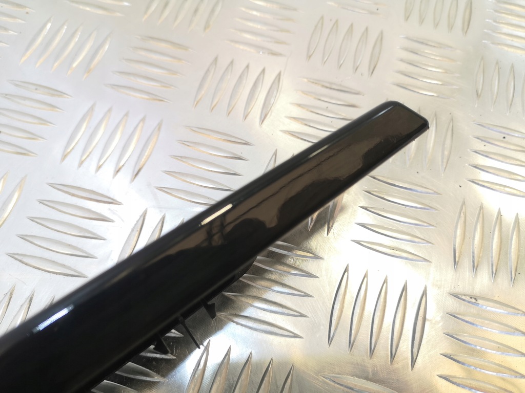 фото №10, Накладка крышки микровыключатель maserati quattroporte vi