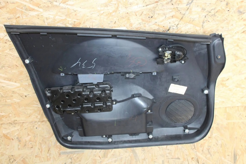 фото №7, Обшивка оббивка двері правий передній peugeot ion