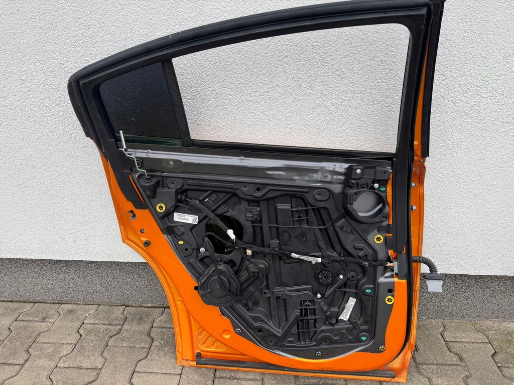 фото №6, Dodge charger задние левая дверь 2015+