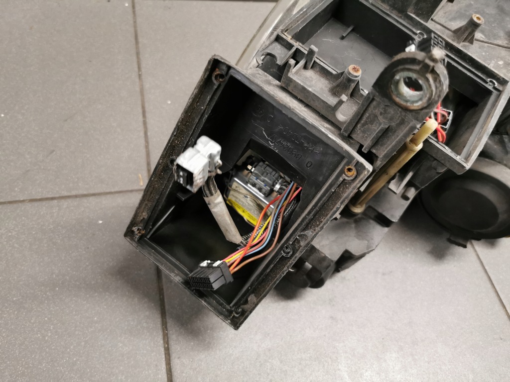 фото №11, Лампа правый перед vw phaeton eu 3d1941016g