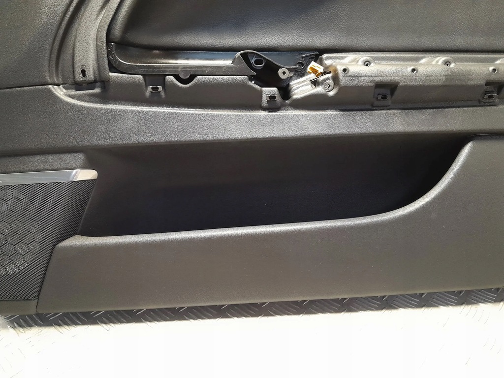 фото №9, Audi a3 8p обшивка двері пасажира правий 8p3867106t