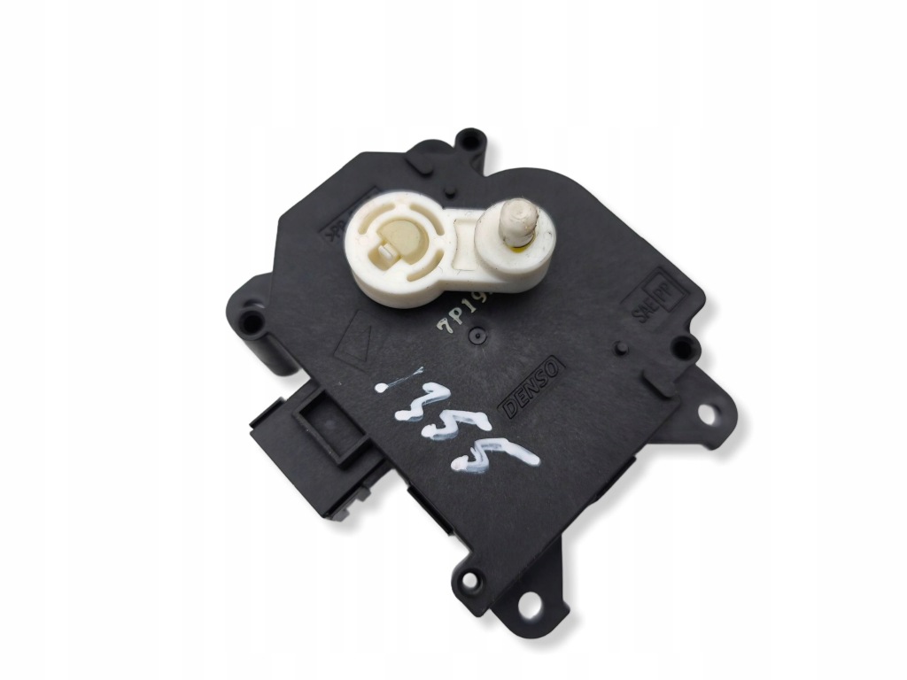 фото №9, Toyota gt 86 моторчик крышка обдув 2013 0638002070